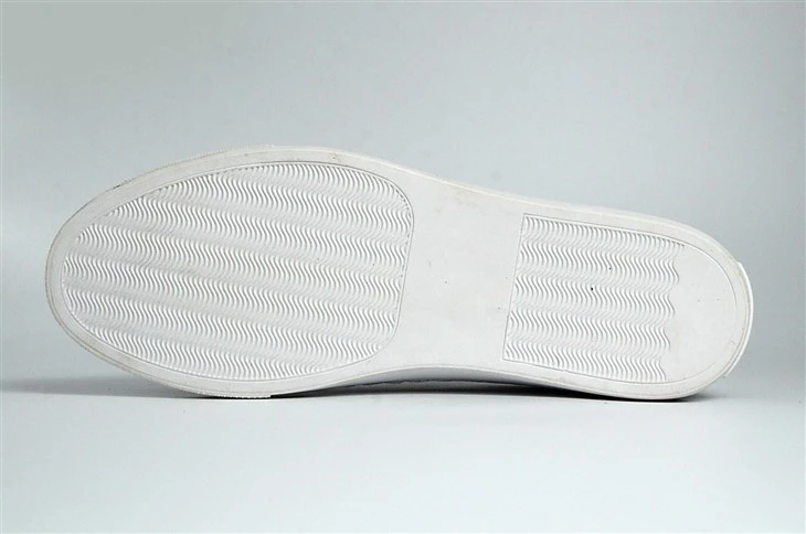 Customized Classic Chic Black Sneakers factory